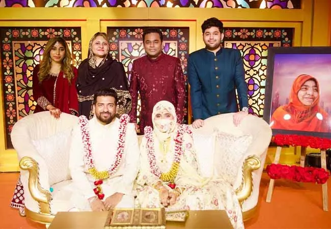 AR Rahman who went with his family and met the Chief Minister!